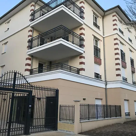 Swann * Montévrain